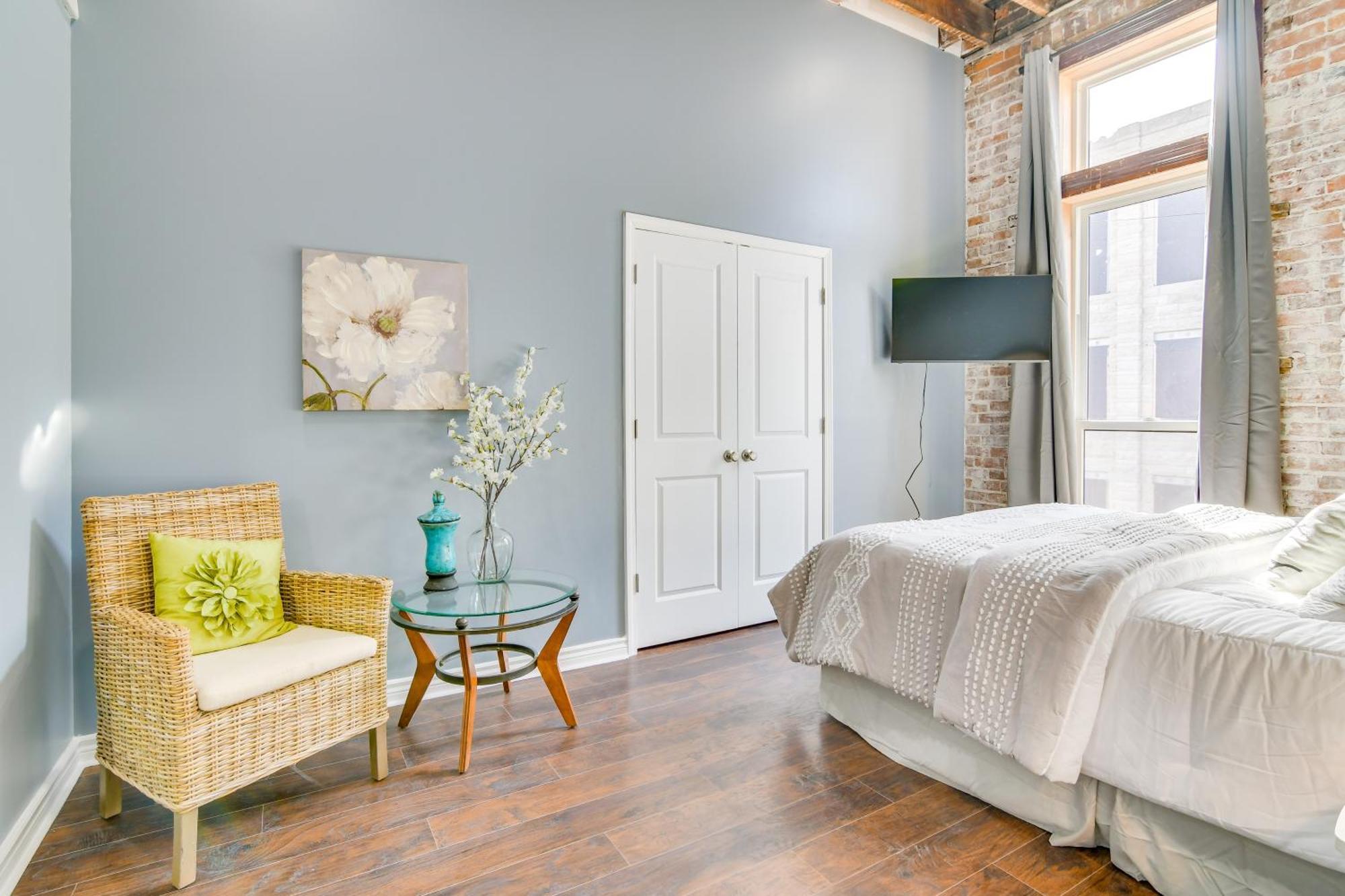 Dtwn Loft In The Heart Of Monett Pets Welcome! Eksteriør bilde